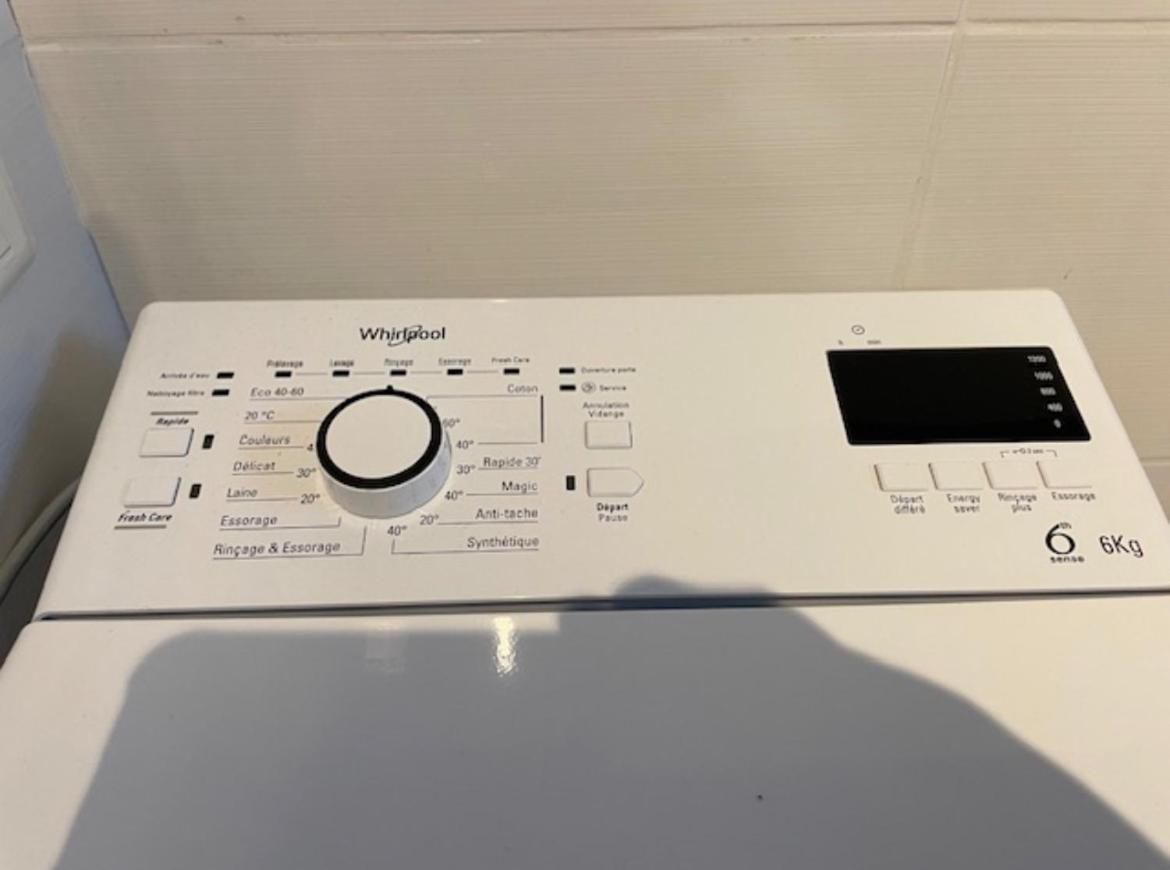 Chez Laurence - Elegant Appartement Climatise Avec Wifi Et Parking 라그랑모트 외부 사진